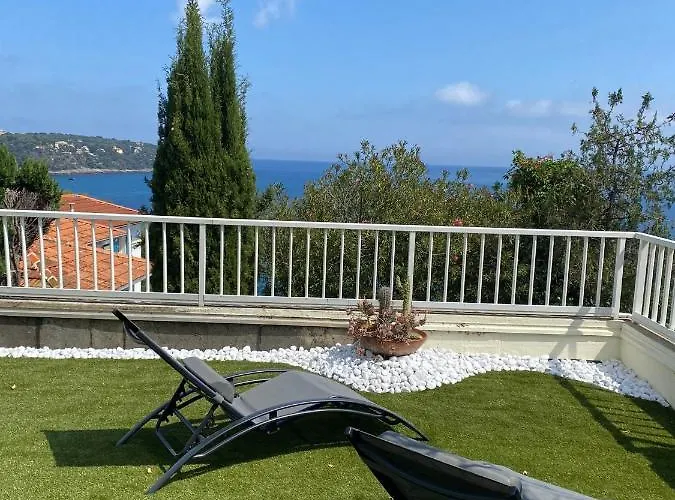 Cap D.azur روكوبرُن كاب مارتي