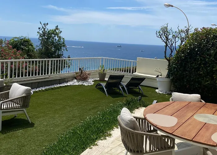 Cap D.azur شقة *